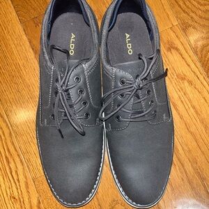 Aldo Black Oxfords Sleek Design